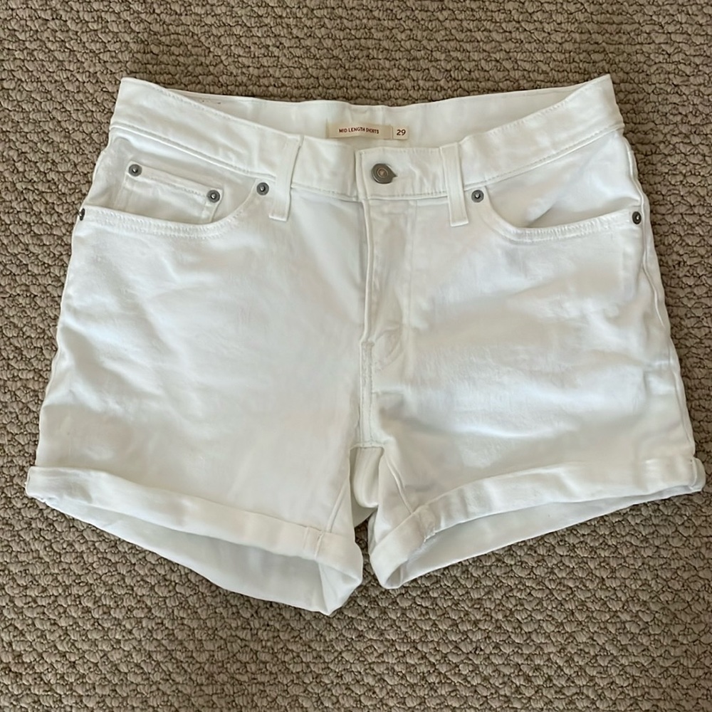 Levi’s shorts